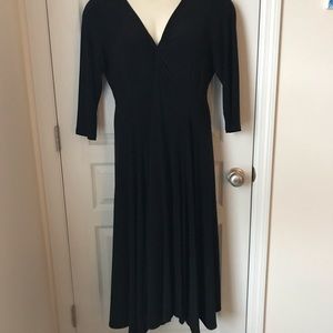 EUC Sympli 3/4 Sleeve Twist V Neck Black Dress 14